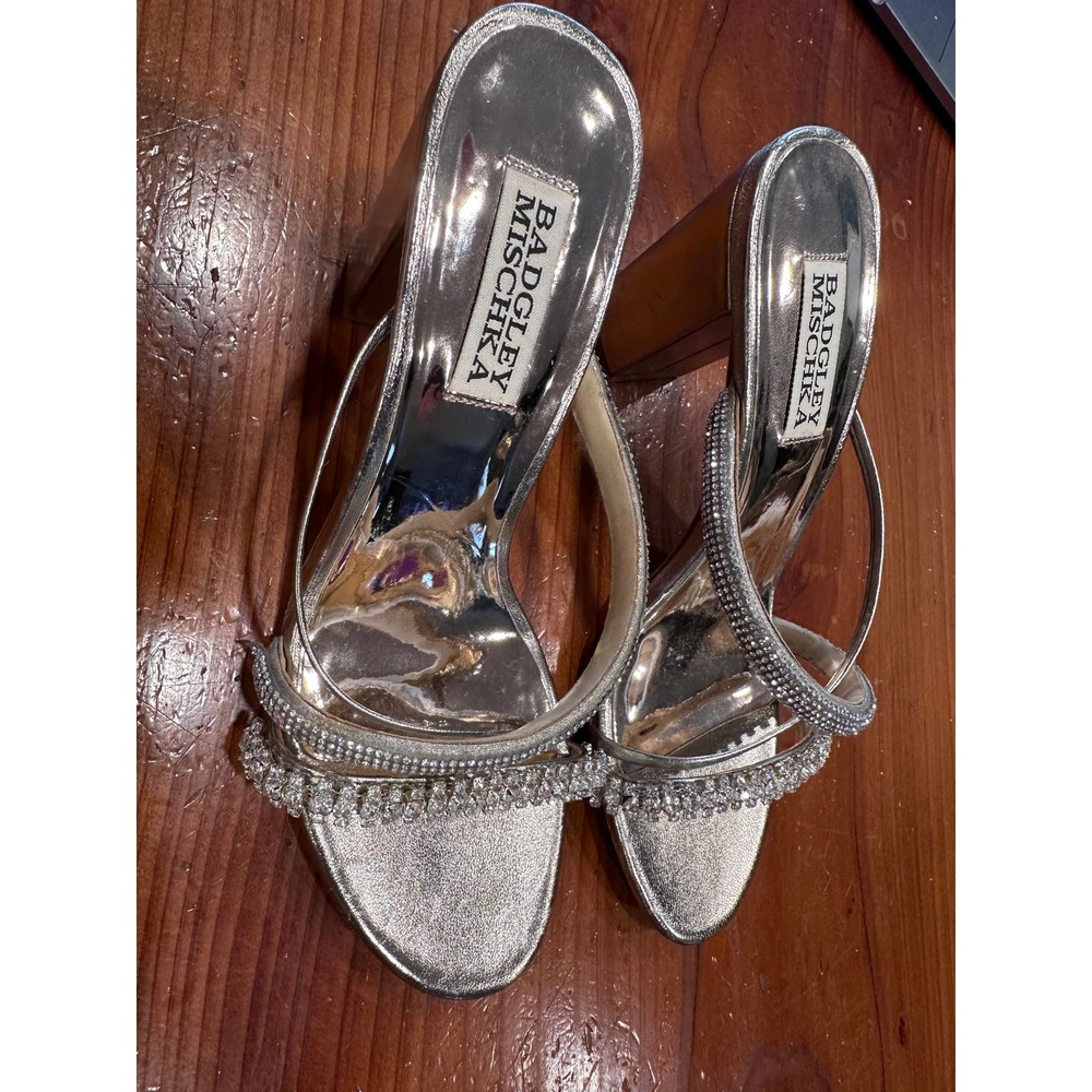 Badgley Mischka Zoraya Embellished Slide Sandal NWOT Size 6